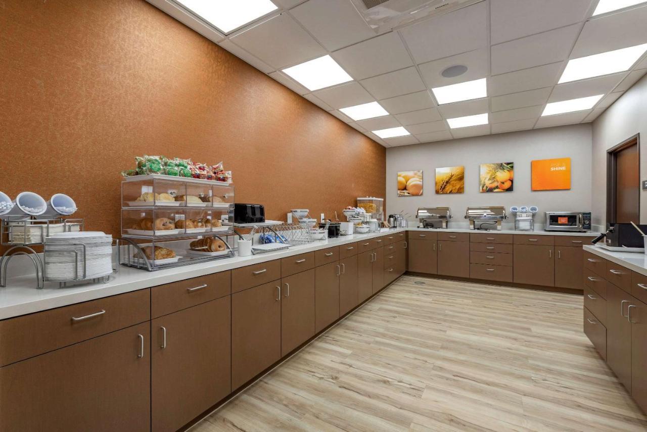 Comfort Suites Colorado Springs East - Medical Center Area Eksteriør bilde