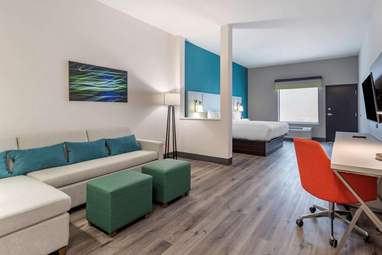 Comfort Suites Colorado Springs East - Medical Center Area Eksteriør bilde