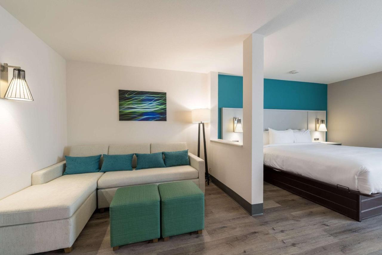 Comfort Suites Colorado Springs East - Medical Center Area Eksteriør bilde