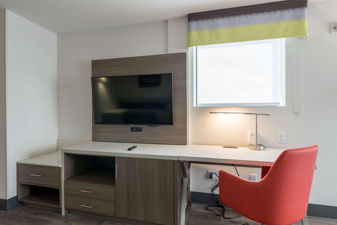 Comfort Suites Colorado Springs East - Medical Center Area Eksteriør bilde