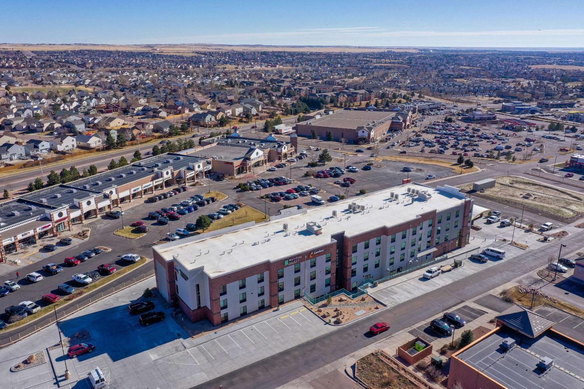 Comfort Suites Colorado Springs East - Medical Center Area Eksteriør bilde